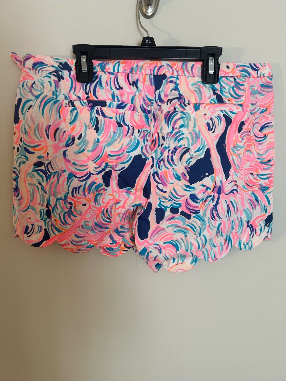 Lilly Pulitzer Scalloped Hem Printed High-Waist Shorts in Pink & Navy